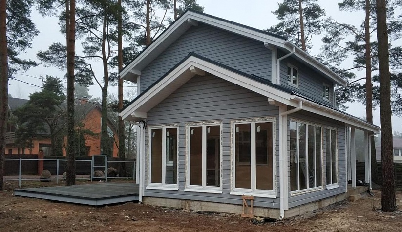 Закончено строительство финского каркасного дома по каркасно-брусовой технологии